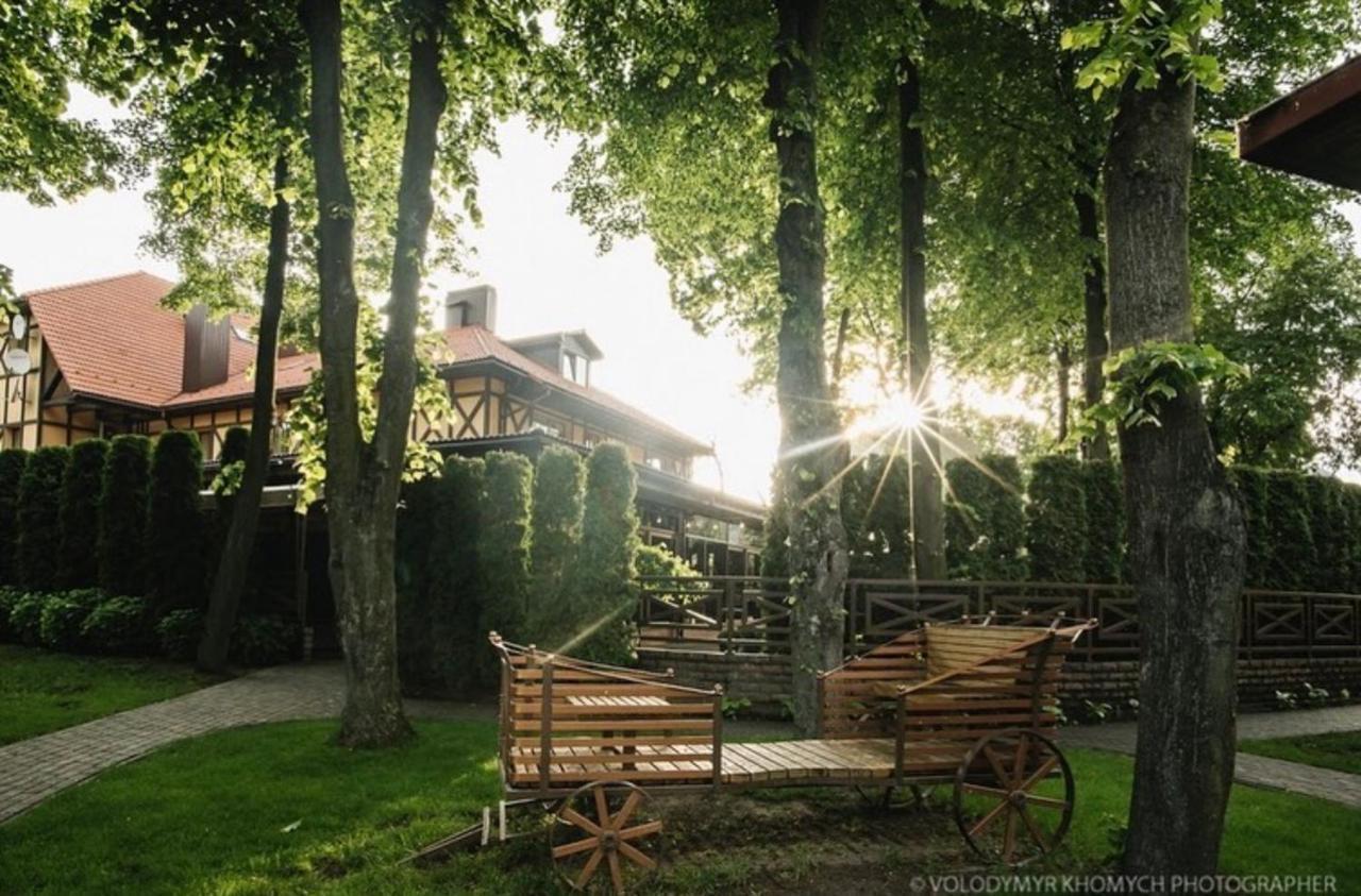 Sribni Leleky Hotel & Spa Lutsʼk Dış mekan fotoğraf