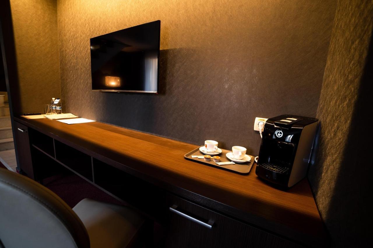Sribni Leleky Hotel & Spa Lutsʼk Dış mekan fotoğraf