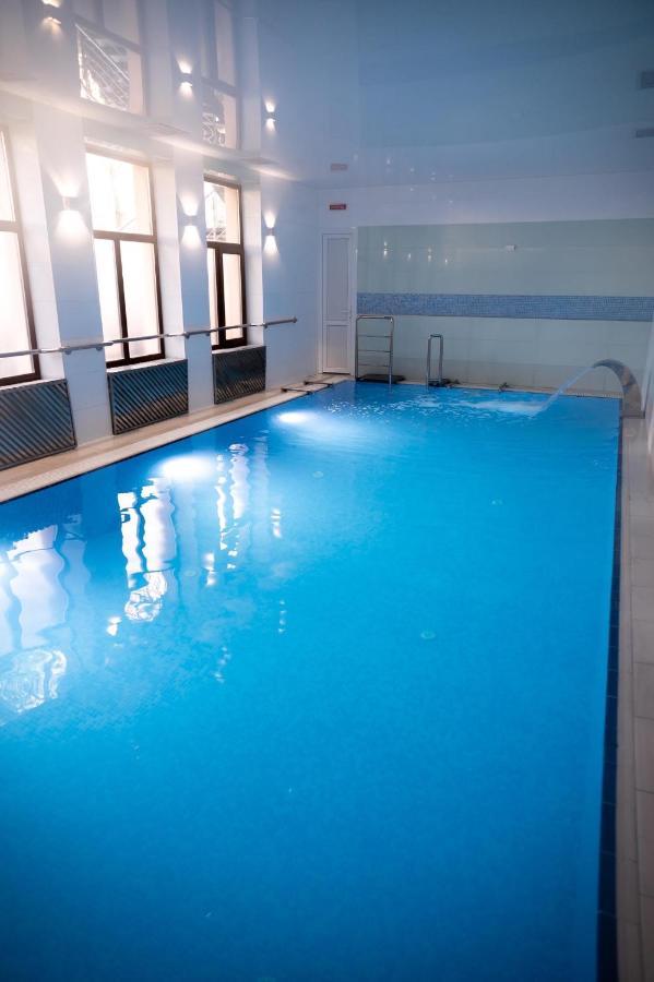 Sribni Leleky Hotel & Spa Lutsʼk Dış mekan fotoğraf